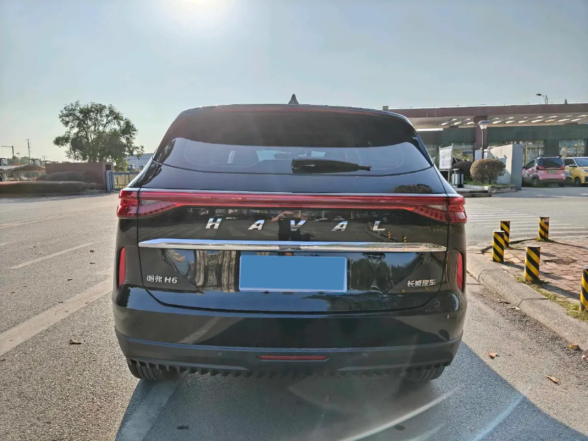 2022 Haval H6 1.5T 184HP L4 7DCT,autocango,china used car exporter,china ev exporter,chinese used car exporter,chinese used ev exporter