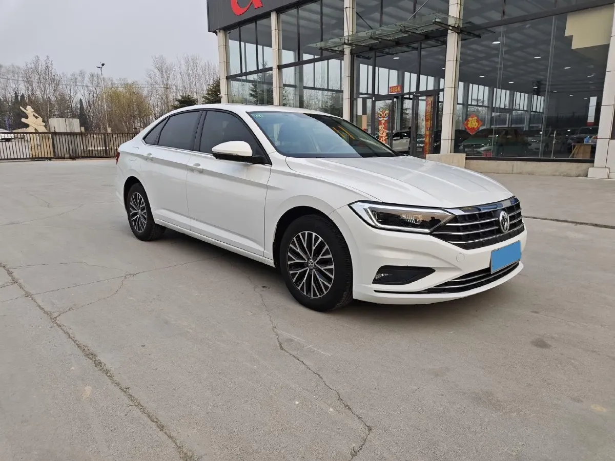 2019 Jeep Renegade 1.3T 173HP L4 7DCT,autocango,china used car exporter,china ev exporter,chinese used car exporter,chinese used ev exporter