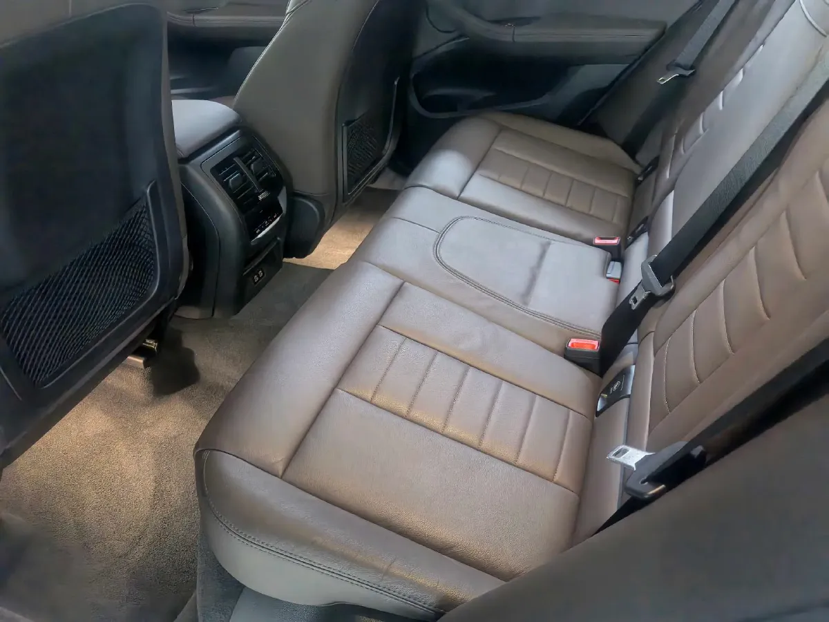 2021 BMW X3 2.0T 224HP L4 8AT,autocango,china used car exporter,china ev exporter,chinese used car exporter,chinese used ev exporter