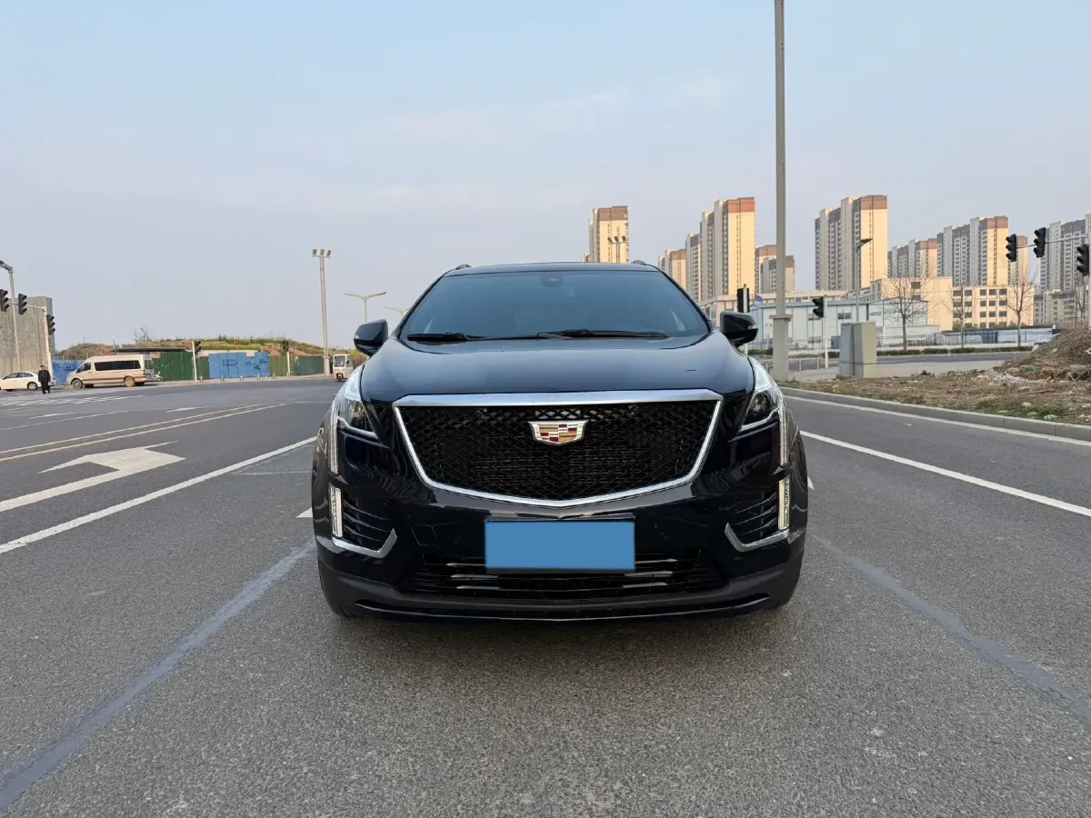 2022 Cadillac XT5 2.0T 237HP L4 9AT,autocango,china used car exporter,china ev exporter,chinese used car exporter,chinese used ev exporter