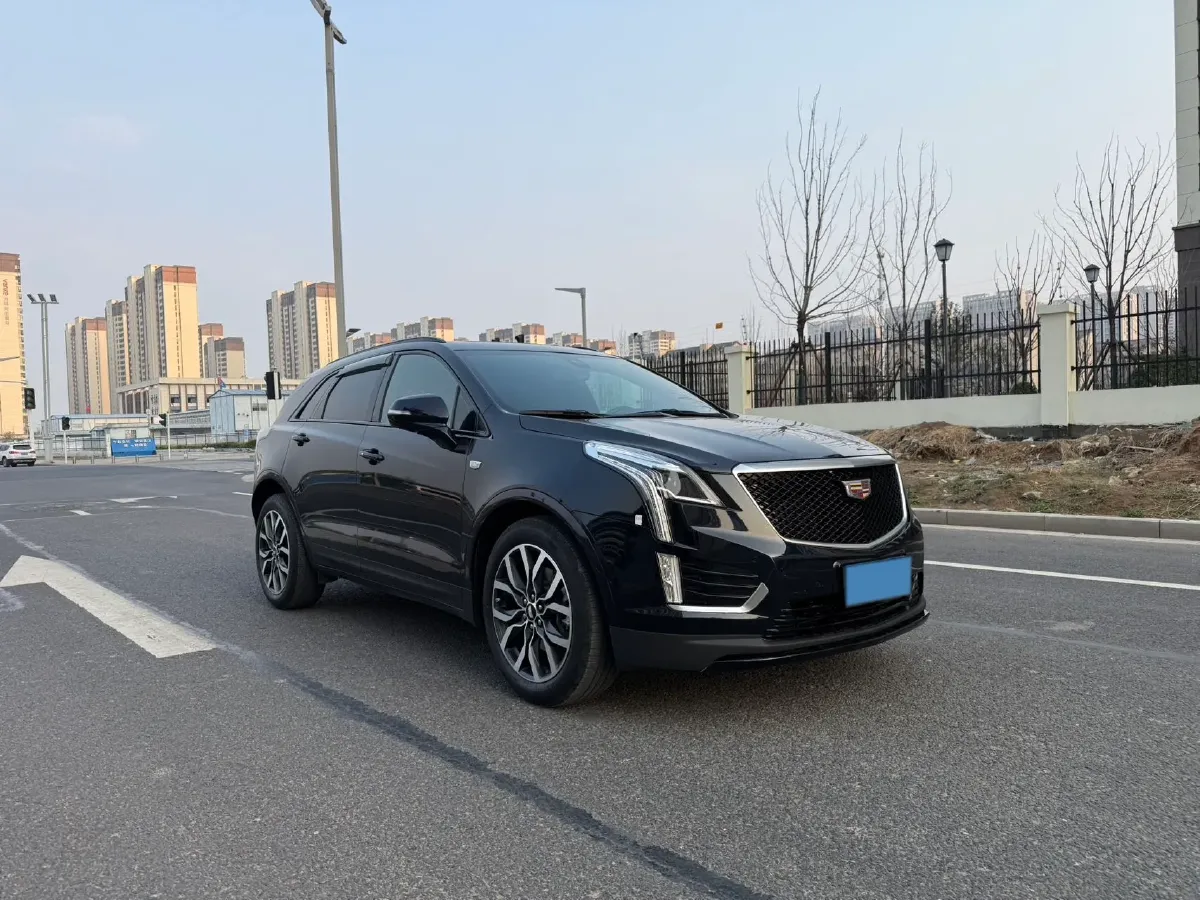2022 Cadillac XT5 2.0T 237HP L4 9AT,autocango,china used car exporter,china ev exporter,chinese used car exporter,chinese used ev exporter