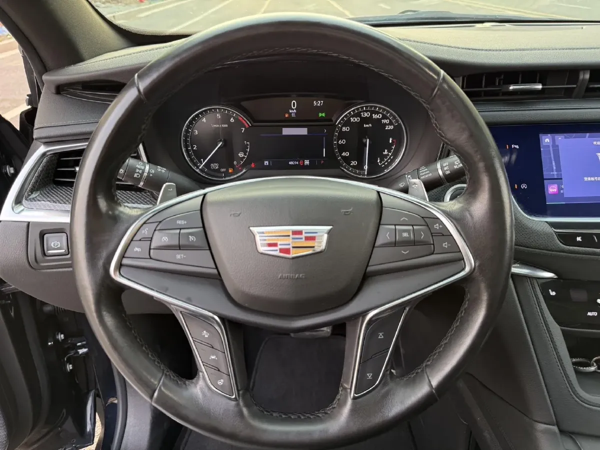 2022 Cadillac XT5 2.0T 237HP L4 9AT,autocango,china used car exporter,china ev exporter,chinese used car exporter,chinese used ev exporter