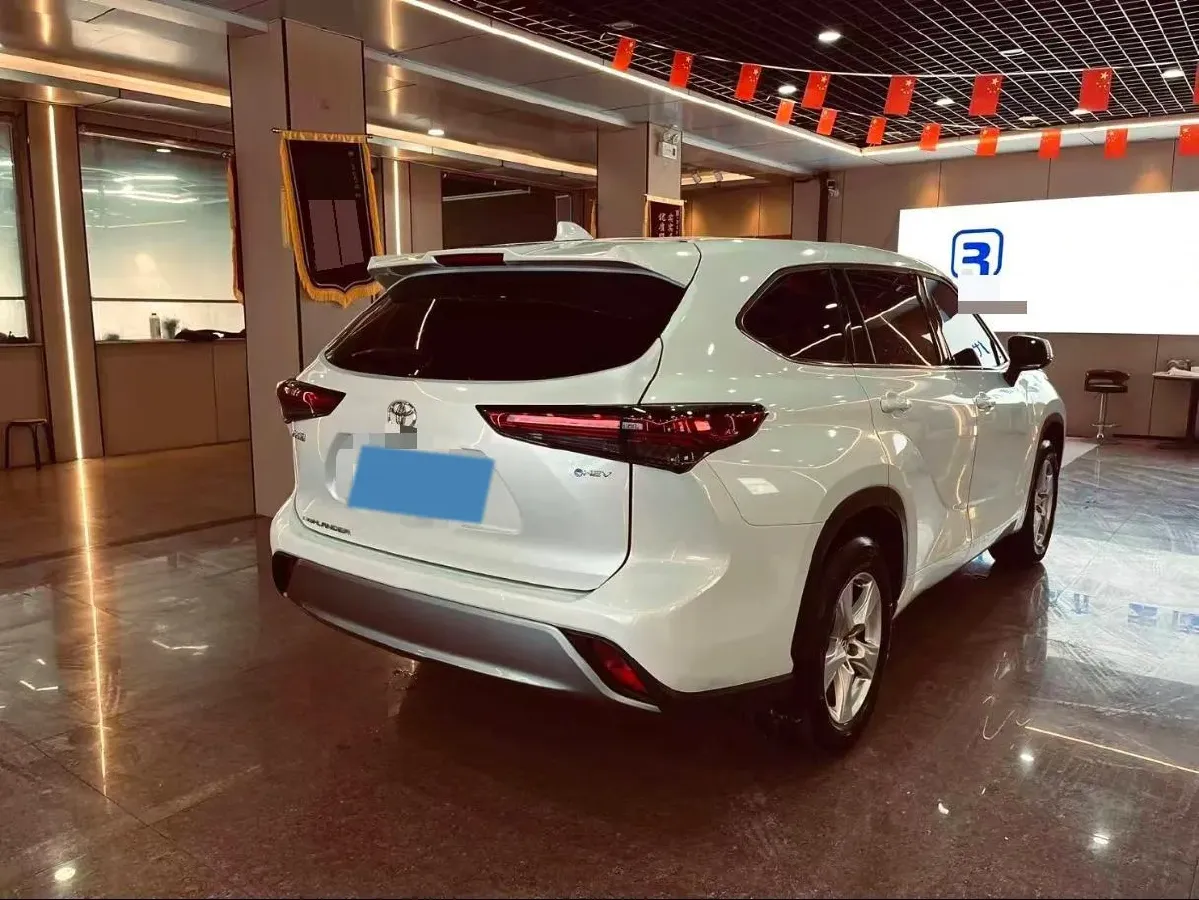 2026 Toyota Highlander 2.5L 189HP L4 E-CVT Hybrid,autocango,china used car exporter,china ev exporter,chinese used car exporter,chinese used ev exporter