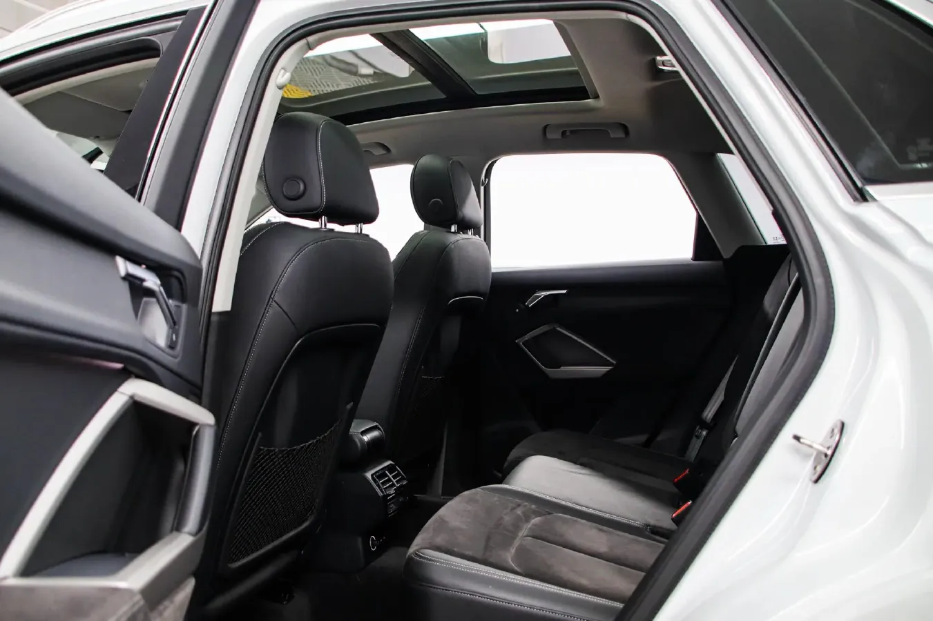 2021 Audi Q3 1.4T 150HP L4 7DCT,autocango,china used car exporter,china ev exporter,chinese used car exporter,chinese used ev exporter