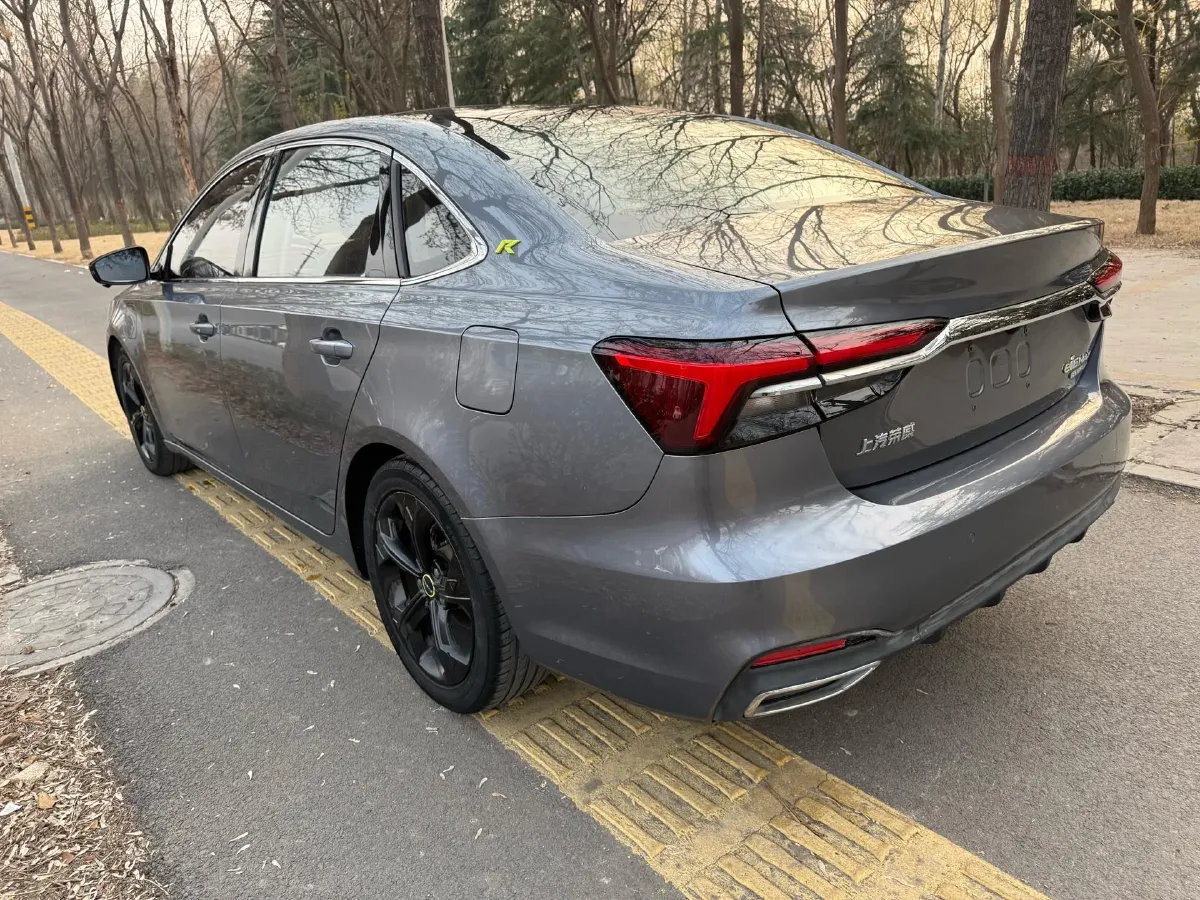 2020 Roewe i6 MAX 1.5T 169HP L4 AMT PHEV,autocango,china used car exporter,china ev exporter,chinese used car exporter,chinese used ev exporter