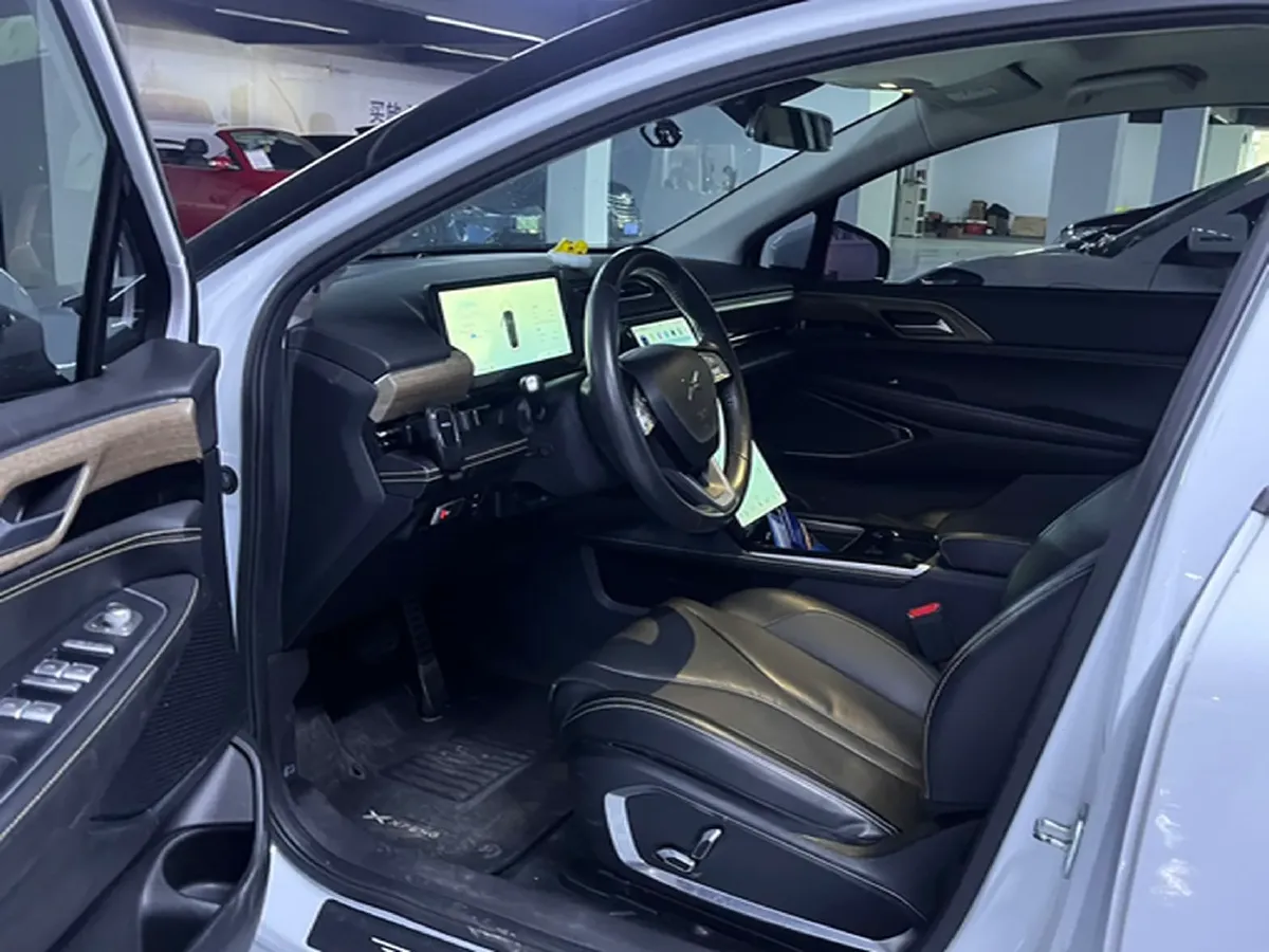 2021 ChangAn UNI-K 2.0T 233HP L4 8AT,autocango,china used car exporter,china ev exporter,chinese used car exporter,chinese used ev exporter