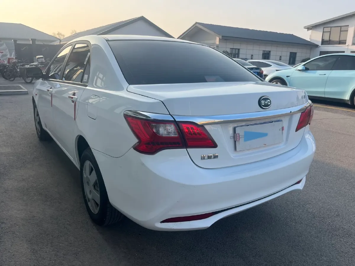 2020 BYD F3 1.5L 109HP L4 5MT,autocango,china used car exporter,china ev exporter,chinese used car exporter,chinese used ev exporter
