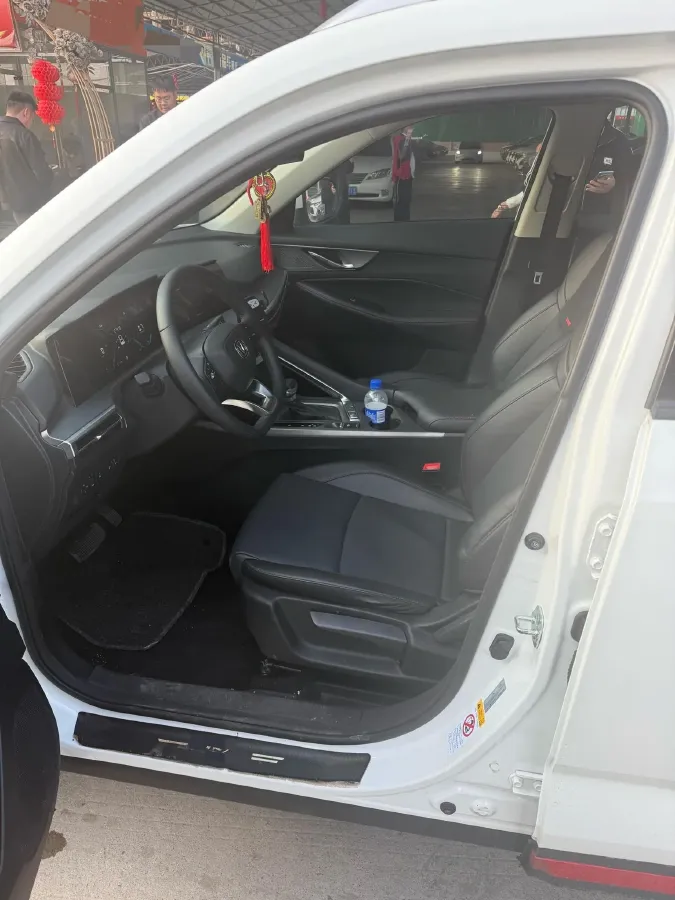 2021 ChangAn CS35 Plus 1.4T 160HP L4 7DCT,autocango,china used car exporter,china ev exporter,chinese used car exporter,chinese used ev exporter