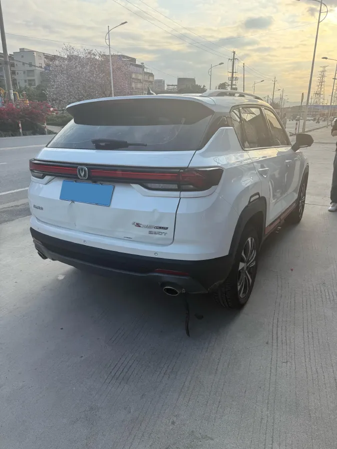 2021 ChangAn CS35 Plus 1.4T 160HP L4 7DCT,autocango,china used car exporter,china ev exporter,chinese used car exporter,chinese used ev exporter