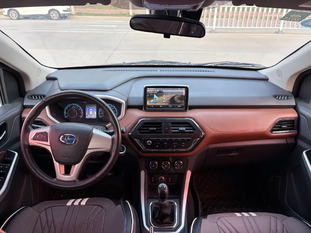 2017 BAIC ChangHe M70 1.5L 113HP L4 5MT,autocango,china used car exporter,china ev exporter,chinese used car exporter,chinese used ev exporter