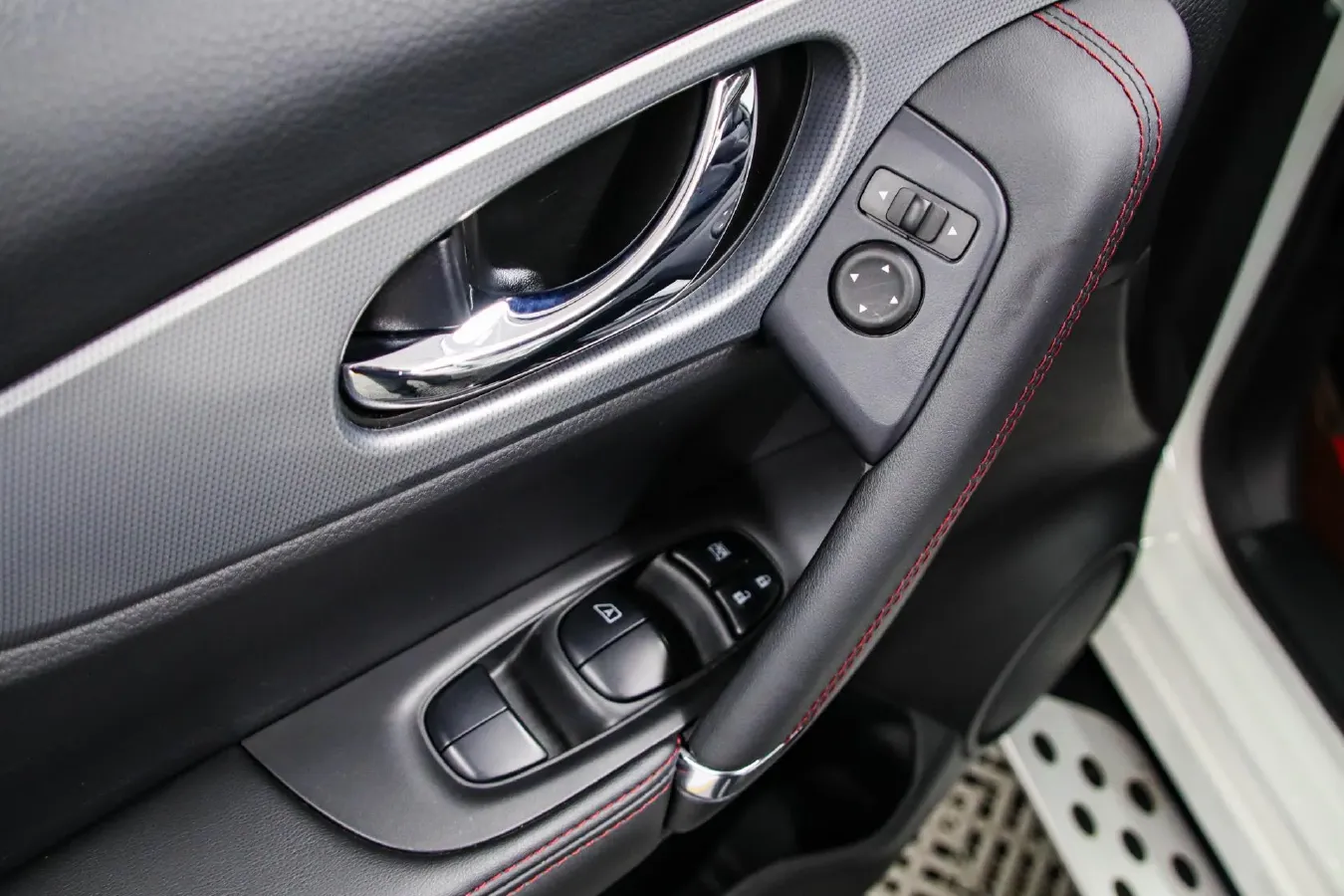 2022 Nissan Qashqai 2.0L 151HP L4 CVT,autocango,china used car exporter,china ev exporter,chinese used car exporter,chinese used ev exporter