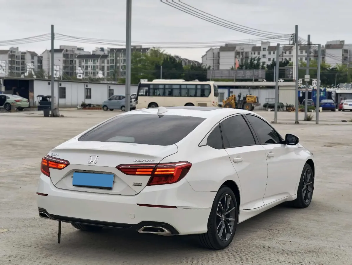 2022 Honda Inspire 1.5T 194HP L4 CVT,autocango,china used car exporter,china ev exporter,chinese used car exporter,chinese used ev exporter