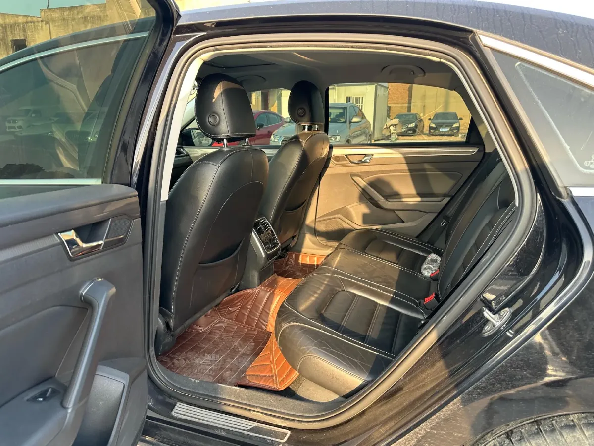 2017 Volkswagen Passat 1.8T 180HP L4 7DCT,autocango,china used car exporter,china ev exporter,chinese used car exporter,chinese used ev exporter