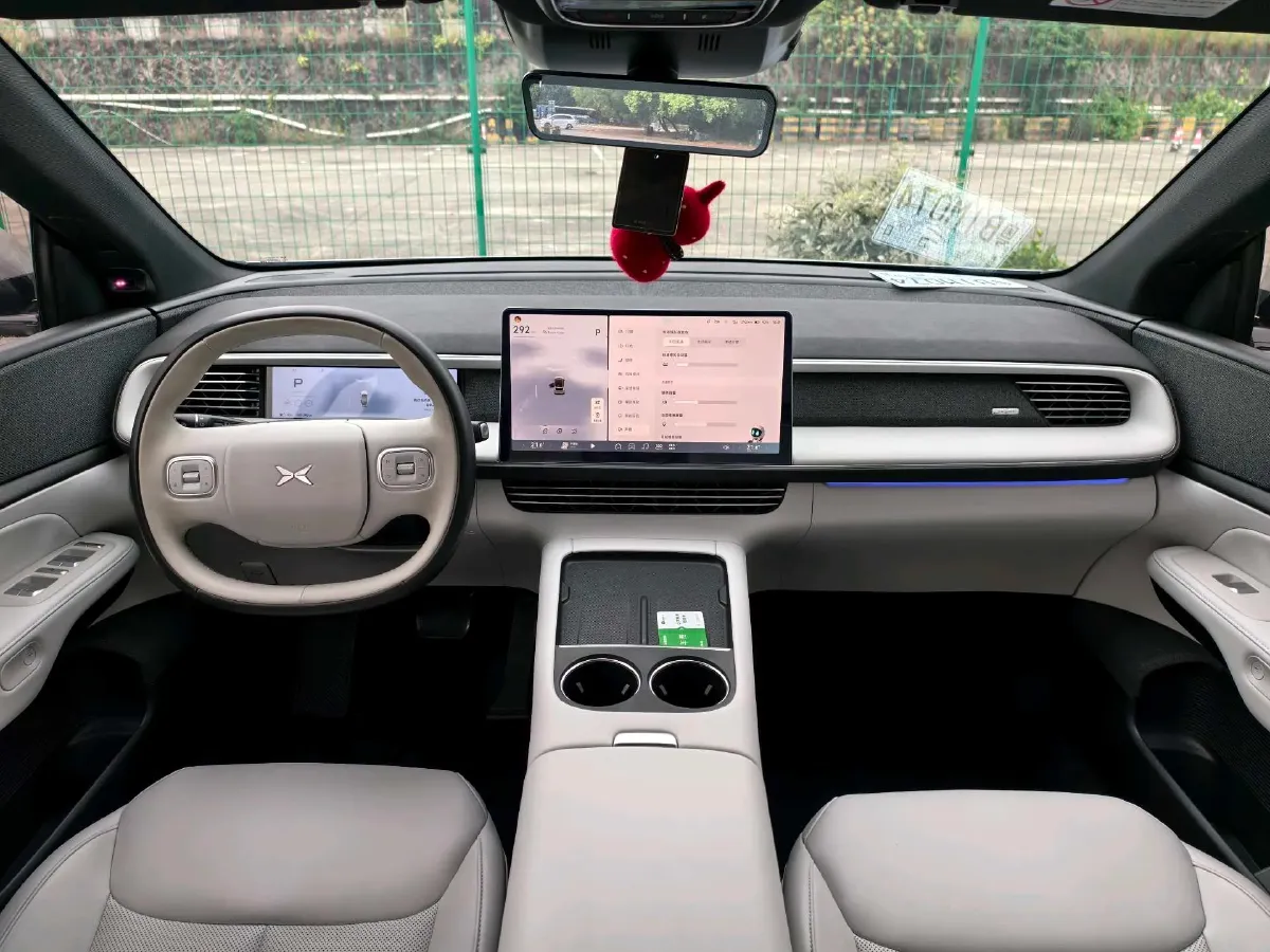 2023 Xpeng G6 BEV 87.5KWH,autocango,china used car exporter,china ev exporter,chinese used car exporter,chinese used ev exporter