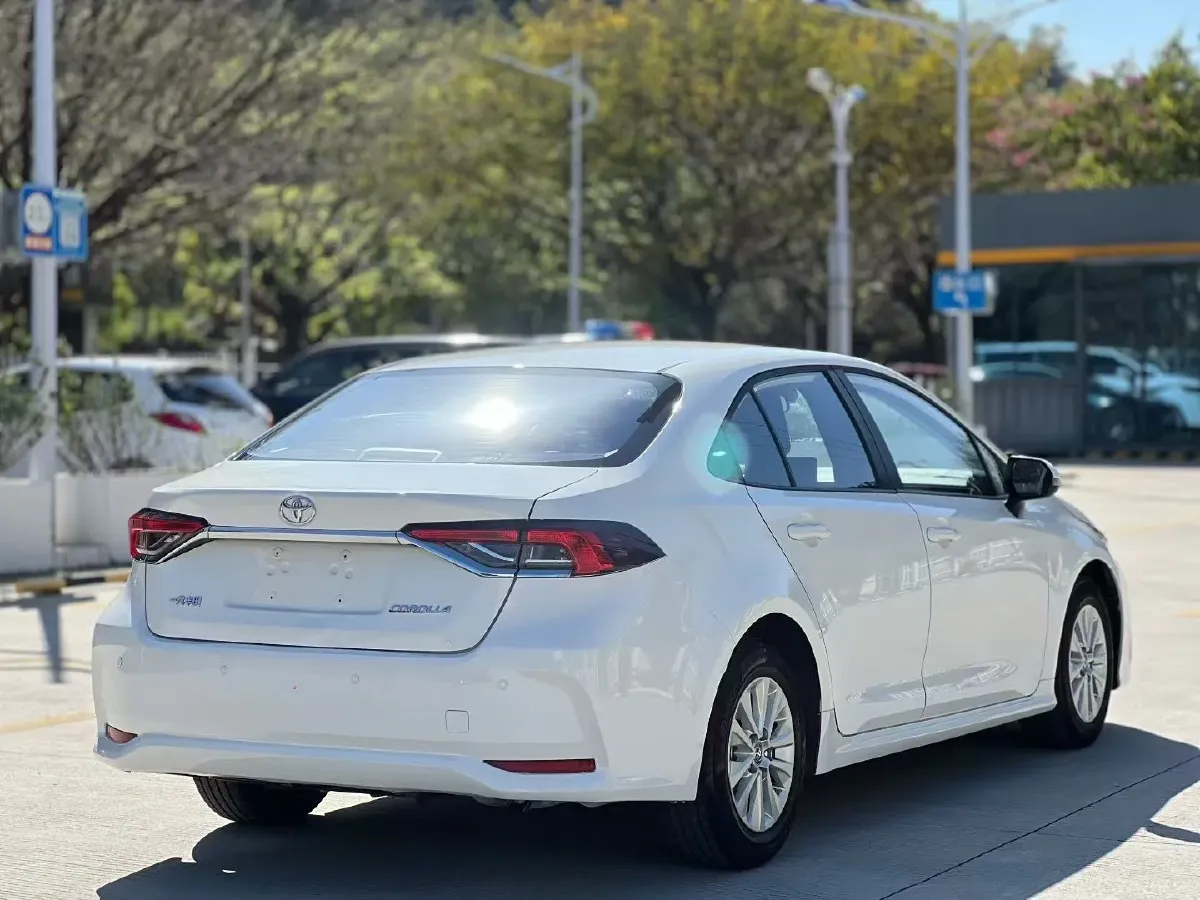 2021 Toyota Corolla 1.2T 116HP L4 CVT,autocango,china used car exporter,china ev exporter,chinese used car exporter,chinese used ev exporter