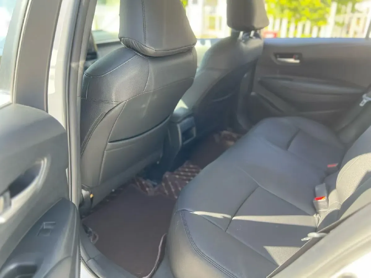 2021 Toyota Corolla 1.2T 116HP L4 CVT,autocango,china used car exporter,china ev exporter,chinese used car exporter,chinese used ev exporter