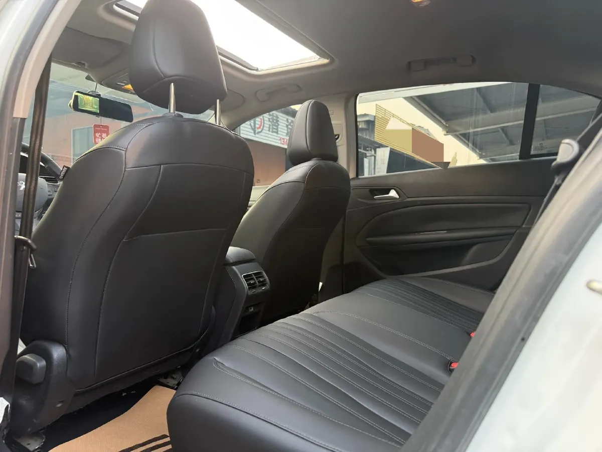 2020 Peugeot 408 1.6T 170HP L4 6AT,autocango,china used car exporter,china ev exporter,chinese used car exporter,chinese used ev exporter