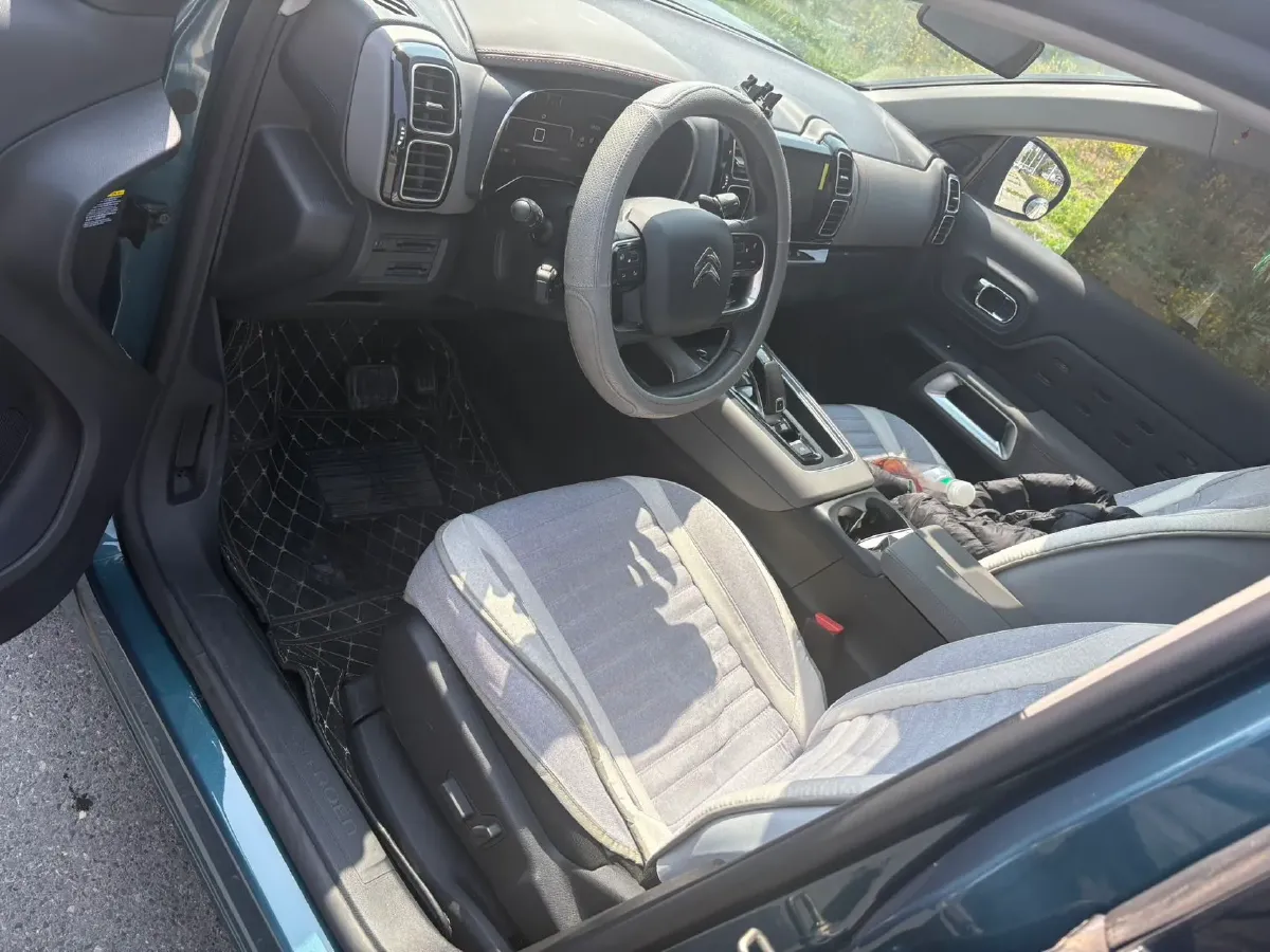 2021 Citroen C5 Aircross 1.6T 170HP L4 8AT,autocango,china used car exporter,china ev exporter,chinese used car exporter,chinese used ev exporter