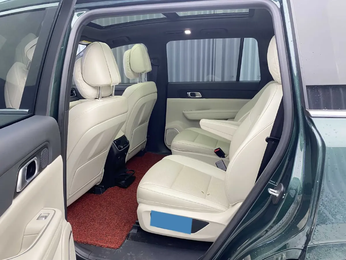 2021 Li ONE Range Extended 131HP REEV 40.5KWH,autocango,china used car exporter,china ev exporter,chinese used car exporter,chinese used ev exporter