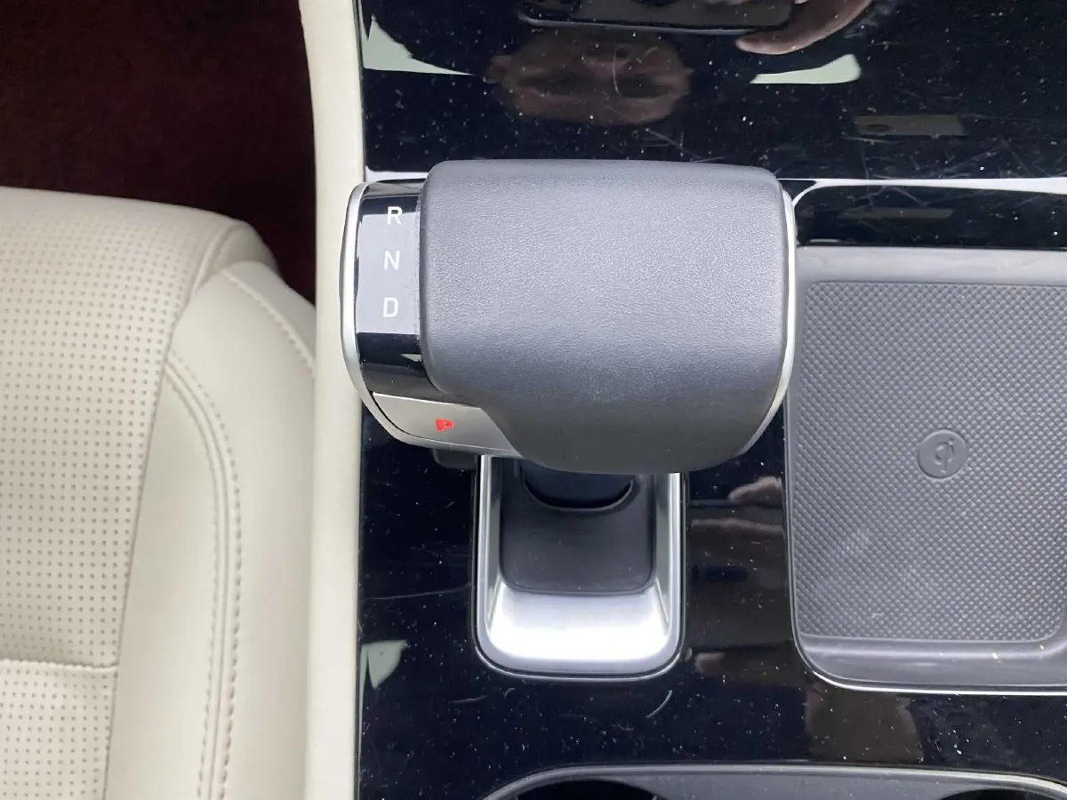 2021 Li ONE Range Extended 131HP REEV 40.5KWH,autocango,china used car exporter,china ev exporter,chinese used car exporter,chinese used ev exporter