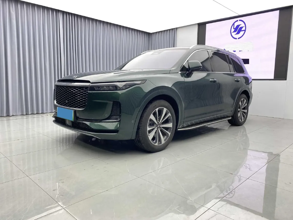 2021 Li ONE Range Extended 131HP REEV 40.5KWH,autocango,china used car exporter,china ev exporter,chinese used car exporter,chinese used ev exporter