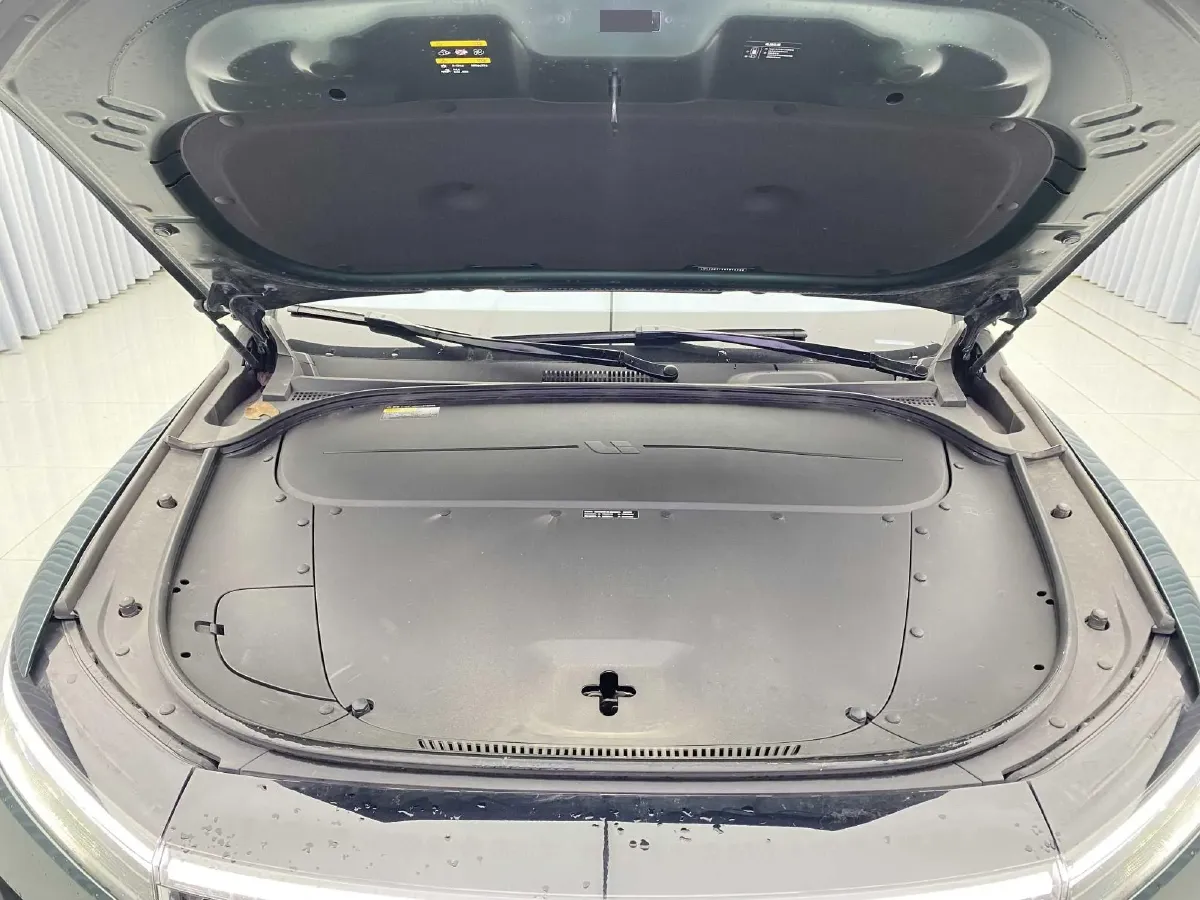 2021 Li ONE Range Extended 131HP REEV 40.5KWH,autocango,china used car exporter,china ev exporter,chinese used car exporter,chinese used ev exporter