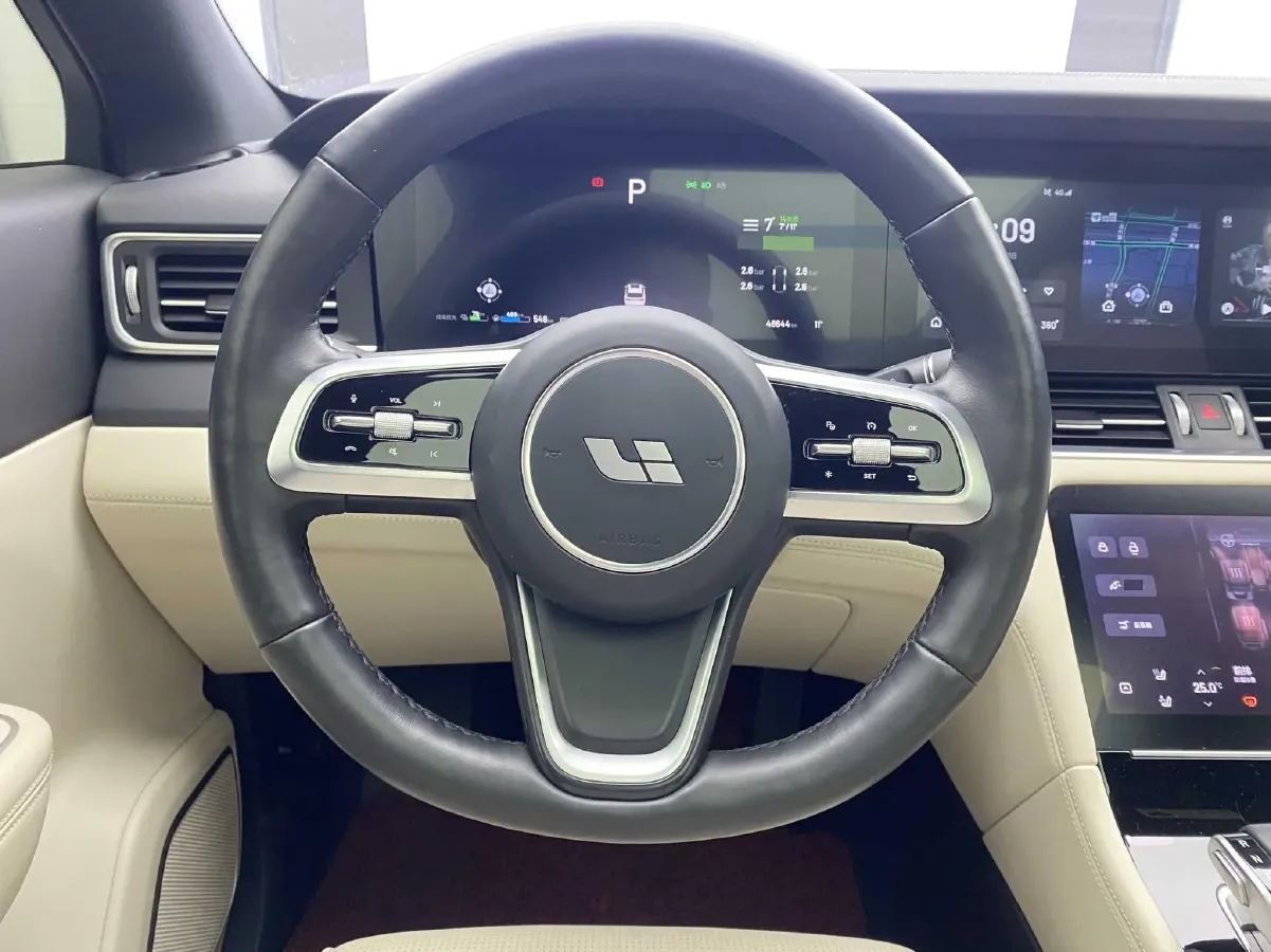 2021 Li ONE Range Extended 131HP REEV 40.5KWH,autocango,china used car exporter,china ev exporter,chinese used car exporter,chinese used ev exporter