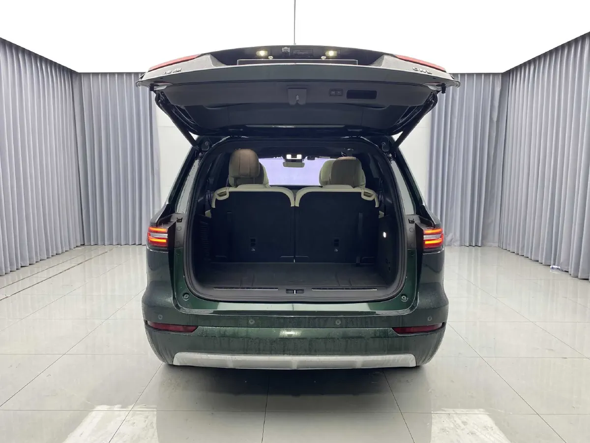 2021 Li ONE Range Extended 131HP REEV 40.5KWH,autocango,china used car exporter,china ev exporter,chinese used car exporter,chinese used ev exporter