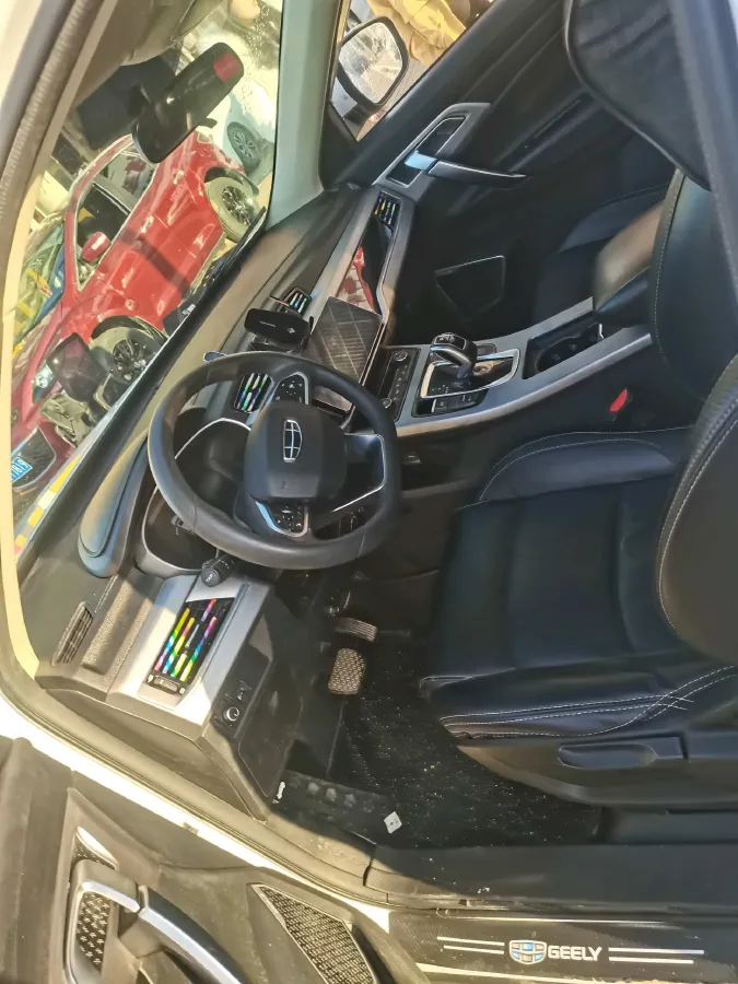 2021 Geely Azkarra 1.8T 184HP L4 7DCT,autocango,china used car exporter,china ev exporter,chinese used car exporter,chinese used ev exporter