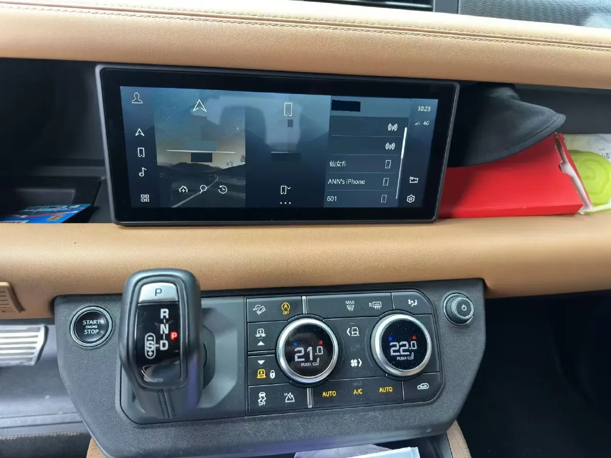 2020 Land Rover Defender 3.0T 400HP L6 8AT,autocango,china used car exporter,china ev exporter,chinese used car exporter,chinese used ev exporter