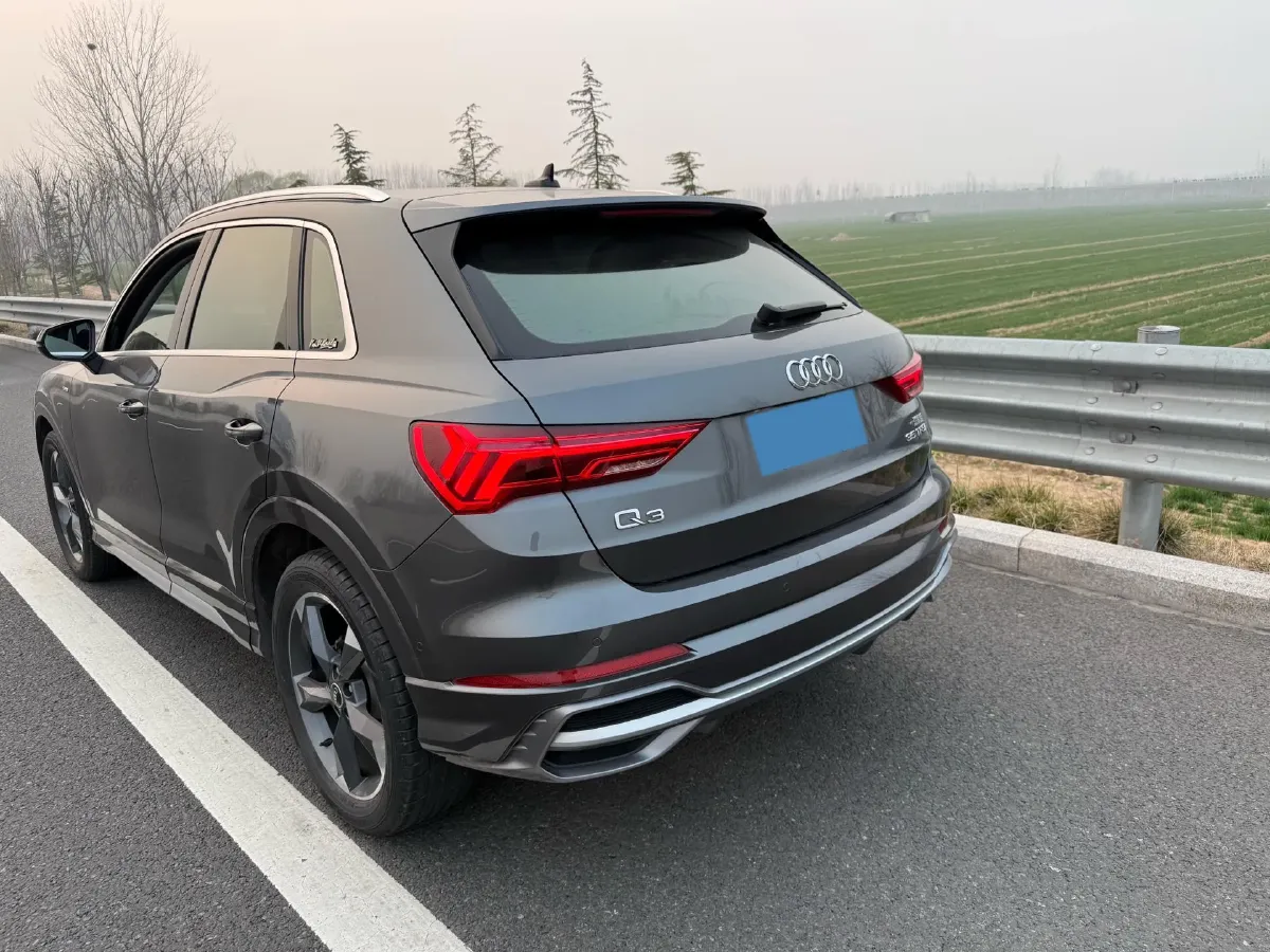 2022 Audi Q3 1.4T 150HP L4 7DCT,autocango,china used car exporter,china ev exporter,chinese used car exporter,chinese used ev exporter
