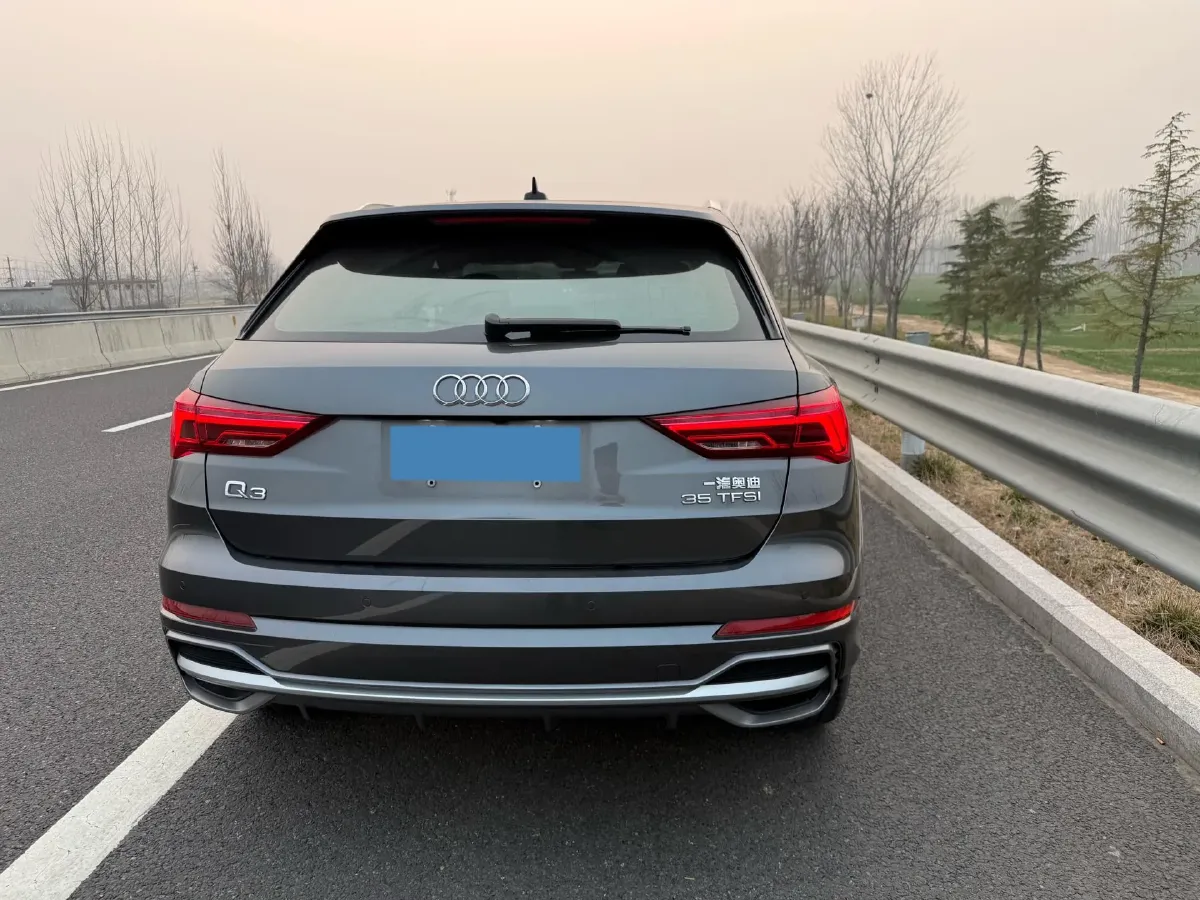 2022 Audi Q3 1.4T 150HP L4 7DCT,autocango,china used car exporter,china ev exporter,chinese used car exporter,chinese used ev exporter