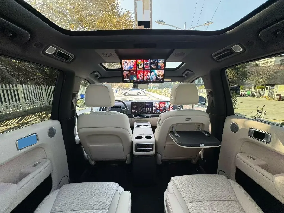 2022 Li L9 Range Extended 154HP REEV 42.6KWH,autocango,china used car exporter,china ev exporter,chinese used car exporter,chinese used ev exporter