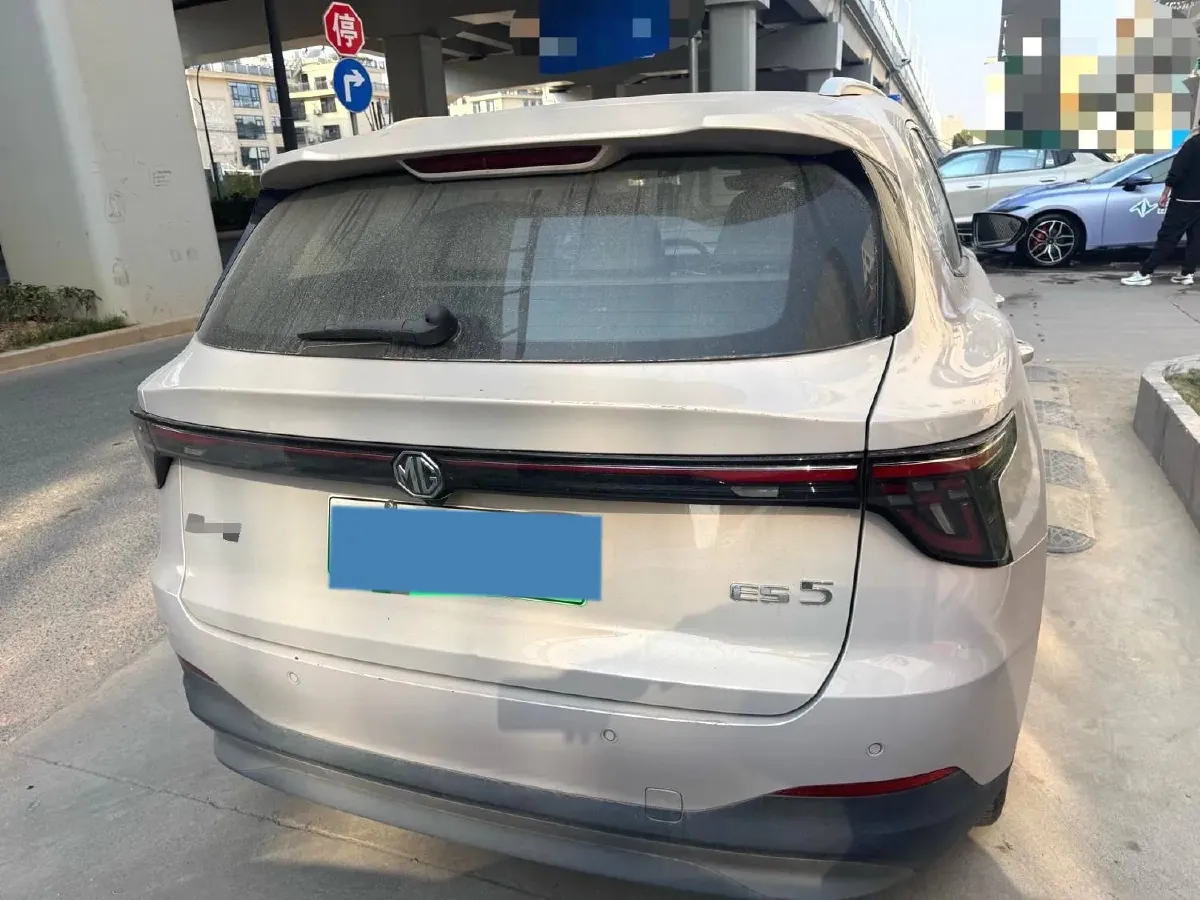 2025 MG MG ES5 BEV 62.2KWH,autocango,china used car exporter,china ev exporter,chinese used car exporter,chinese used ev exporter