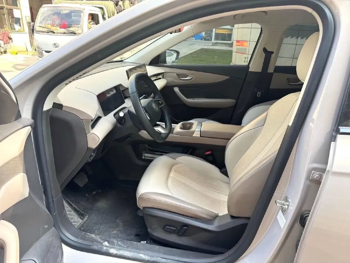 2025 MG MG ES5 BEV 62.2KWH,autocango,china used car exporter,china ev exporter,chinese used car exporter,chinese used ev exporter