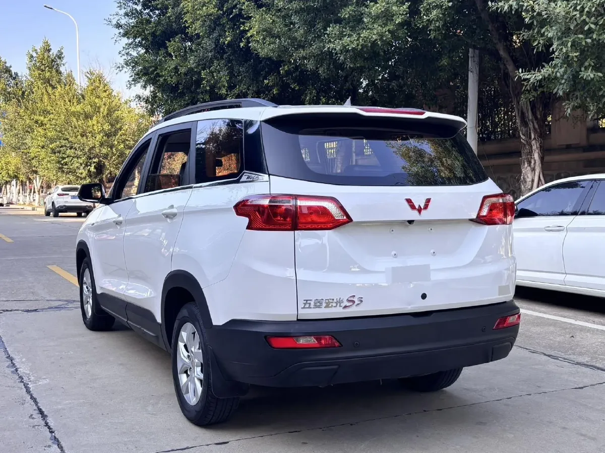 2018 WuLing HongGuang S3 1.5T 150HP L4 6MT,autocango,china used car exporter,china ev exporter,chinese used car exporter,chinese used ev exporter