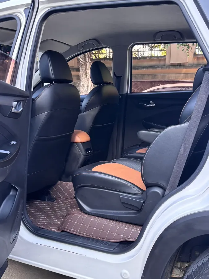 2018 WuLing HongGuang S3 1.5T 150HP L4 6MT,autocango,china used car exporter,china ev exporter,chinese used car exporter,chinese used ev exporter