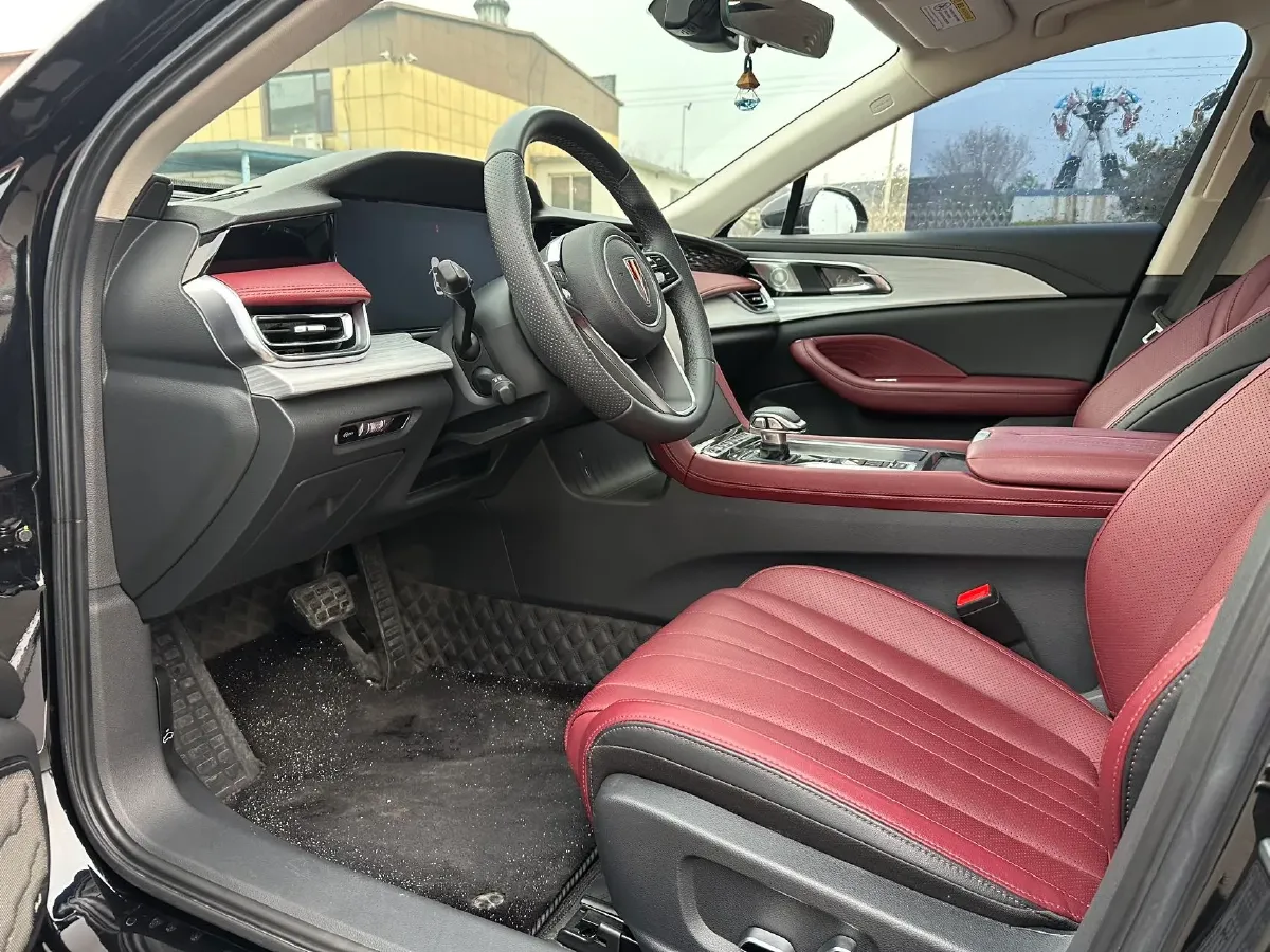 2024 HongQi H5 2.0T 224HP L4 8AT,autocango,china used car exporter,china ev exporter,chinese used car exporter,chinese used ev exporter