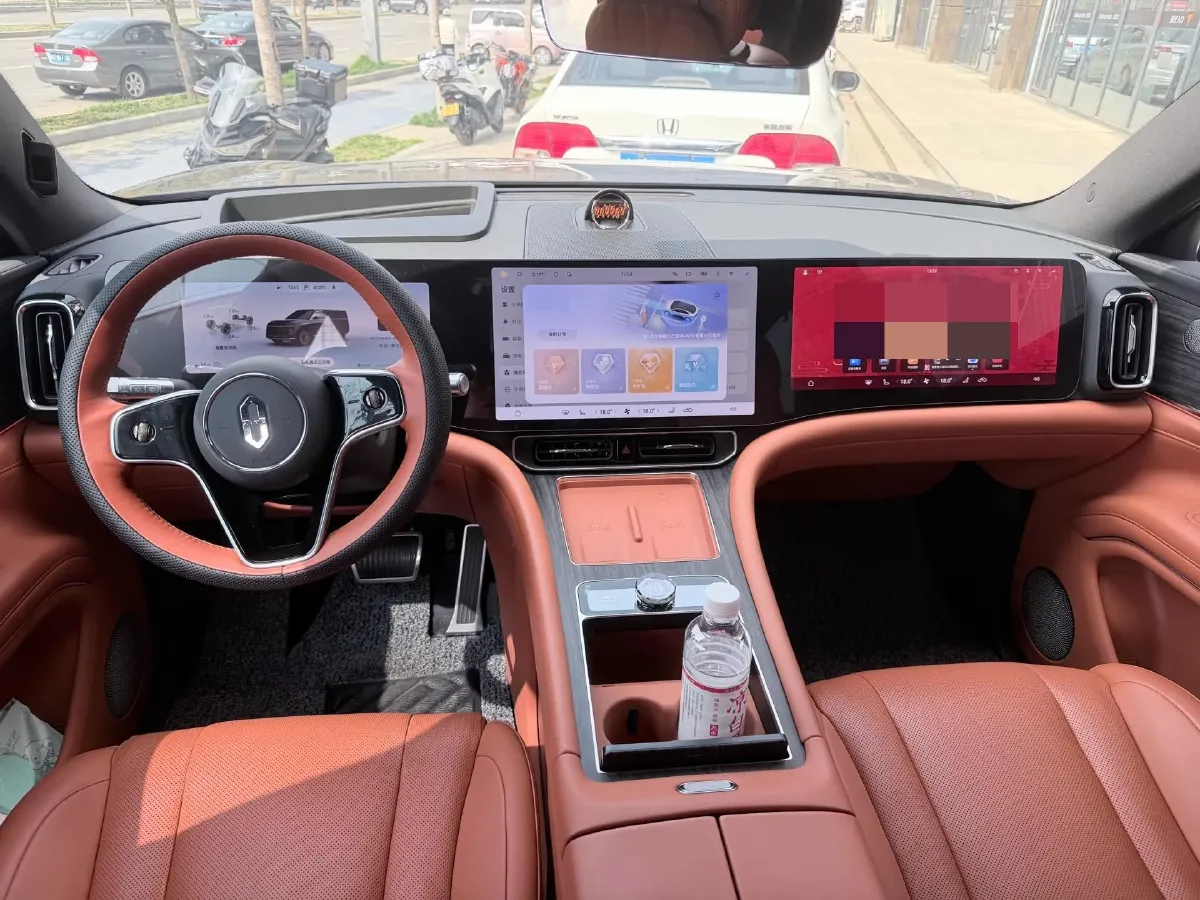 2024 AITO AITO M9 1.5T 152HP L4 REEV 42KWH,autocango,china used car exporter,china ev exporter,chinese used car exporter,chinese used ev exporter