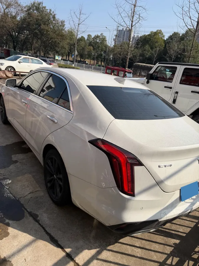 2021 Cadillac CT4 2.0T 237HP L4 8AT,autocango,china used car exporter,china ev exporter,chinese used car exporter,chinese used ev exporter