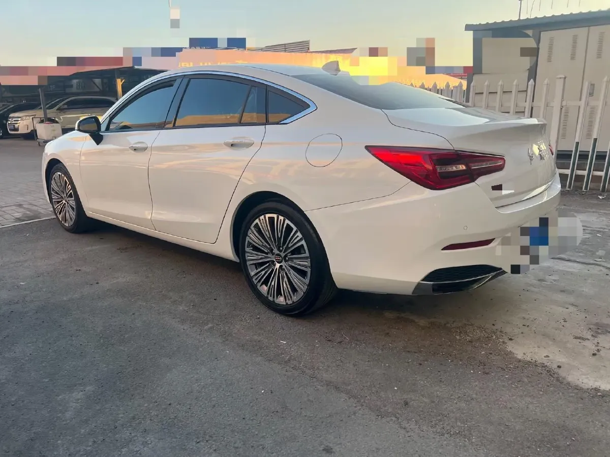 2022 HongQi H5 1.8T 197HP L4 6AT,autocango,china used car exporter,china ev exporter,chinese used car exporter,chinese used ev exporter