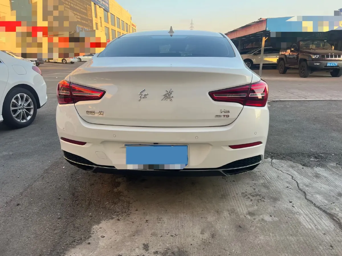 2022 HongQi H5 1.8T 197HP L4 6AT,autocango,china used car exporter,china ev exporter,chinese used car exporter,chinese used ev exporter