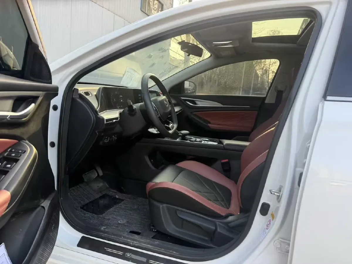 2021 ChangAn Eado 1.4T 160HP L4 7DCT,autocango,china used car exporter,china ev exporter,chinese used car exporter,chinese used ev exporter