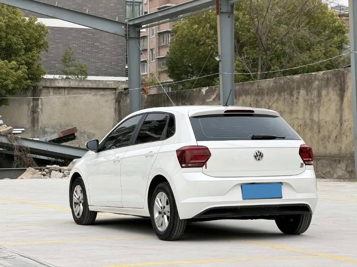 2019 Volkswagen Polo 1.5L 113HP L4 5MT,autocango,china used car exporter,china ev exporter,chinese used car exporter,chinese used ev exporter