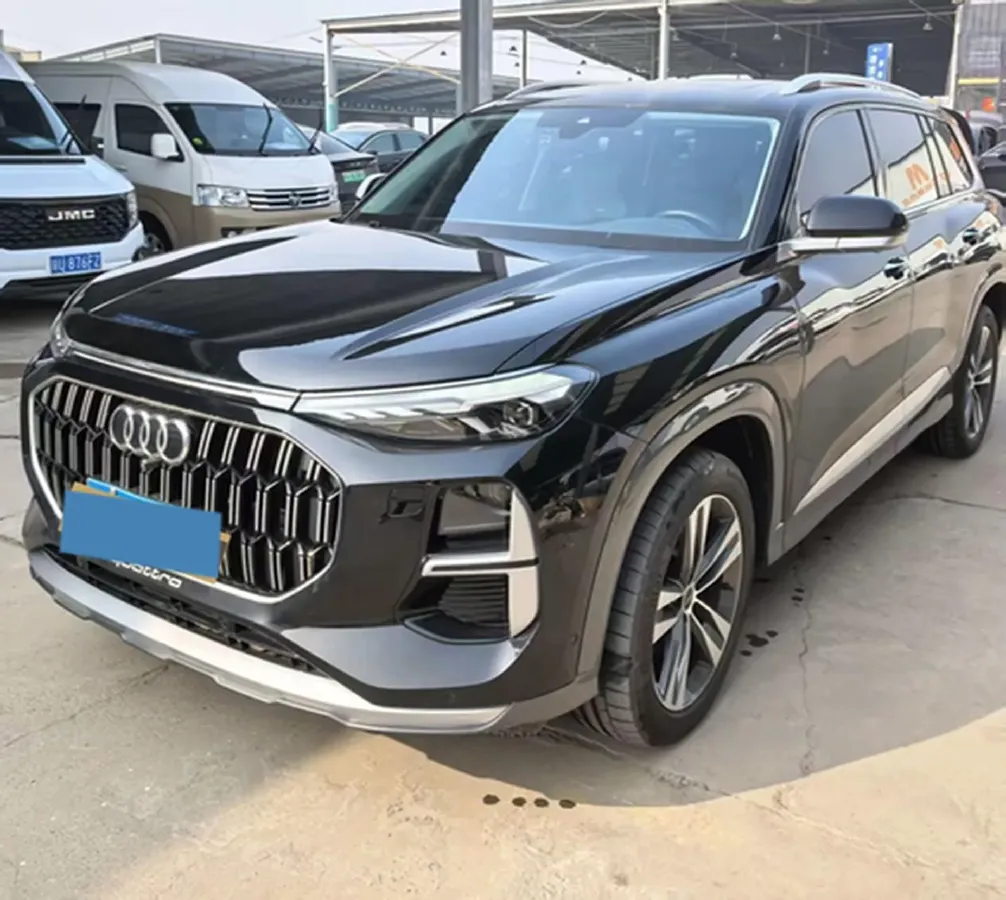 2023 Audi Q6 2.0T 265HP L4 7DCT,autocango,china used car exporter,china ev exporter,chinese used car exporter,chinese used ev exporter