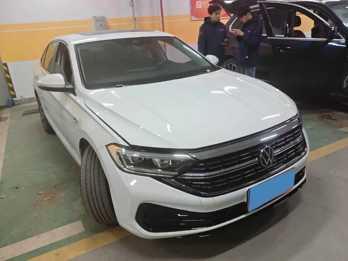 2024 Volkswagen Sagitar 1.5T 160HP L4 7DCT,autocango,china used car exporter,china ev exporter,chinese used car exporter,chinese used ev exporter