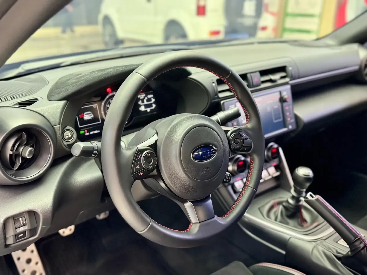 2022 Subaru BRZ 2.4L 234HP H4 6MT,autocango,china used car exporter,china ev exporter,chinese used car exporter,chinese used ev exporter