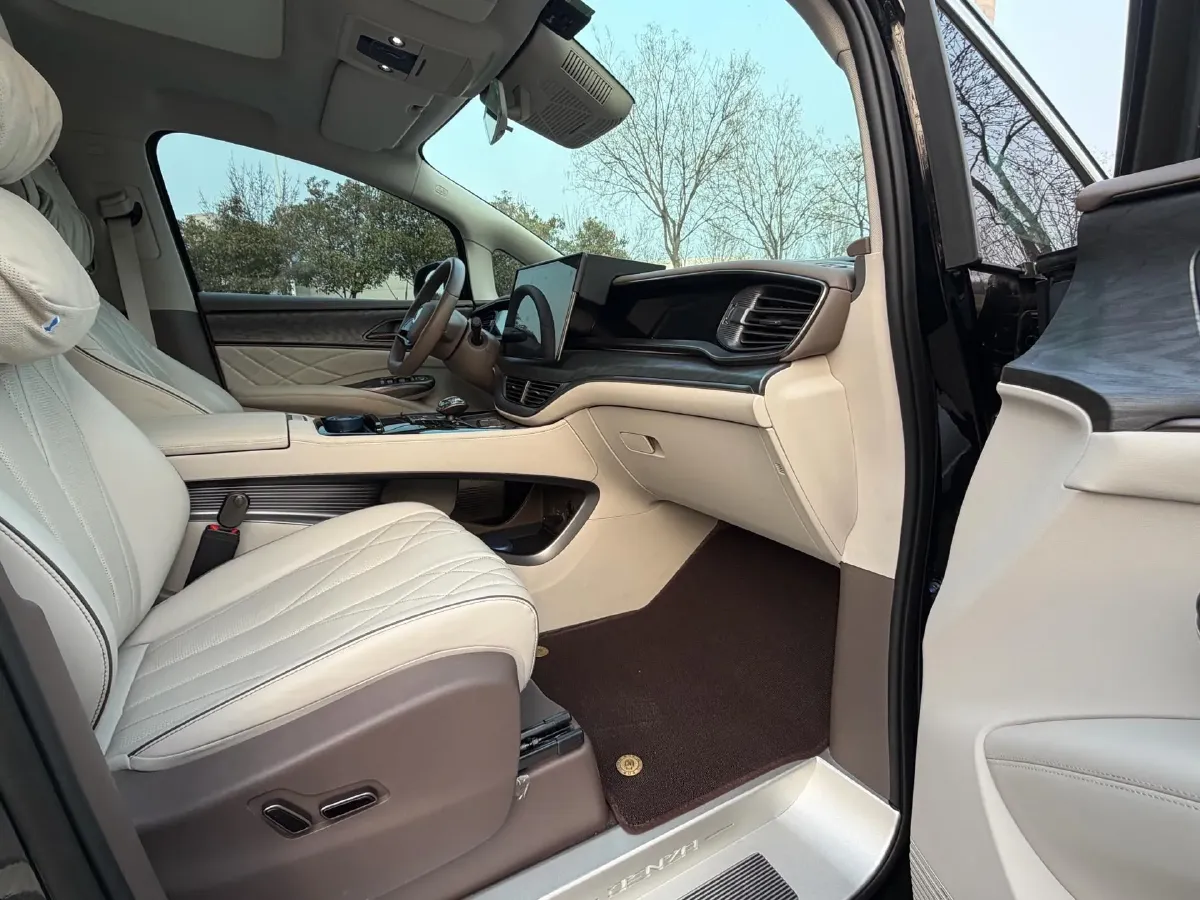 2022 HongQi HS7 3.0T 337HP V6 8AT,autocango,china used car exporter,china ev exporter,chinese used car exporter,chinese used ev exporter