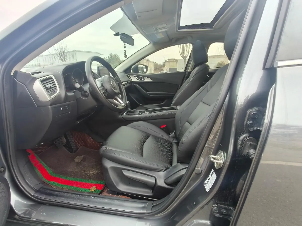 2017 Mazda 3 Axela 1.5L 117HP L4 6AT,autocango,china used car exporter,china ev exporter,chinese used car exporter,chinese used ev exporter