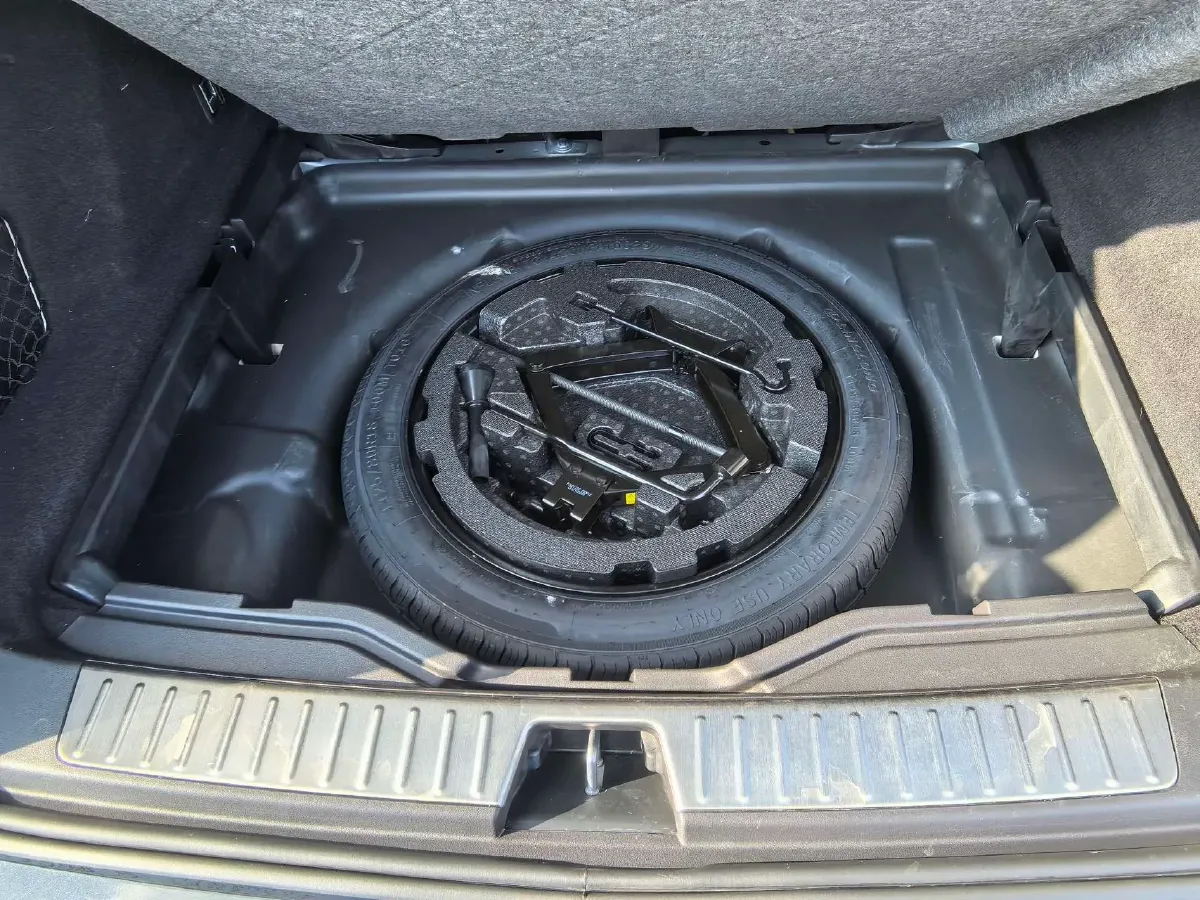 2021 LYNK&CO 01 2.0T 254HP L4 8AT,autocango,china used car exporter,china ev exporter,chinese used car exporter,chinese used ev exporter